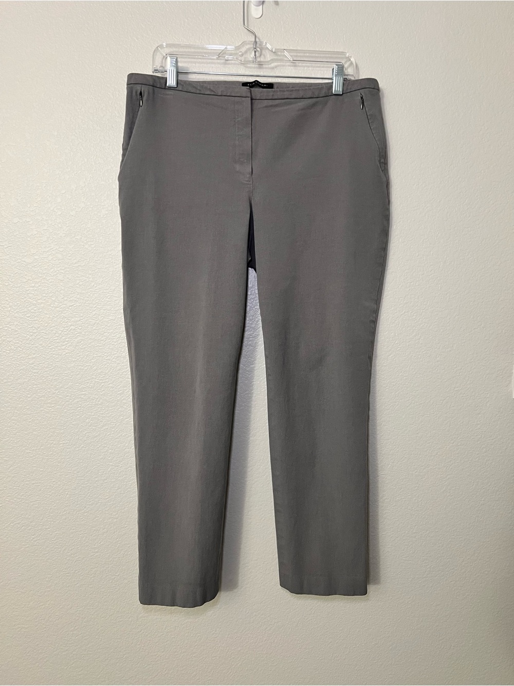 Elie Tahari Gray Ankle Dress Pants Women’s Size 14 NWOT